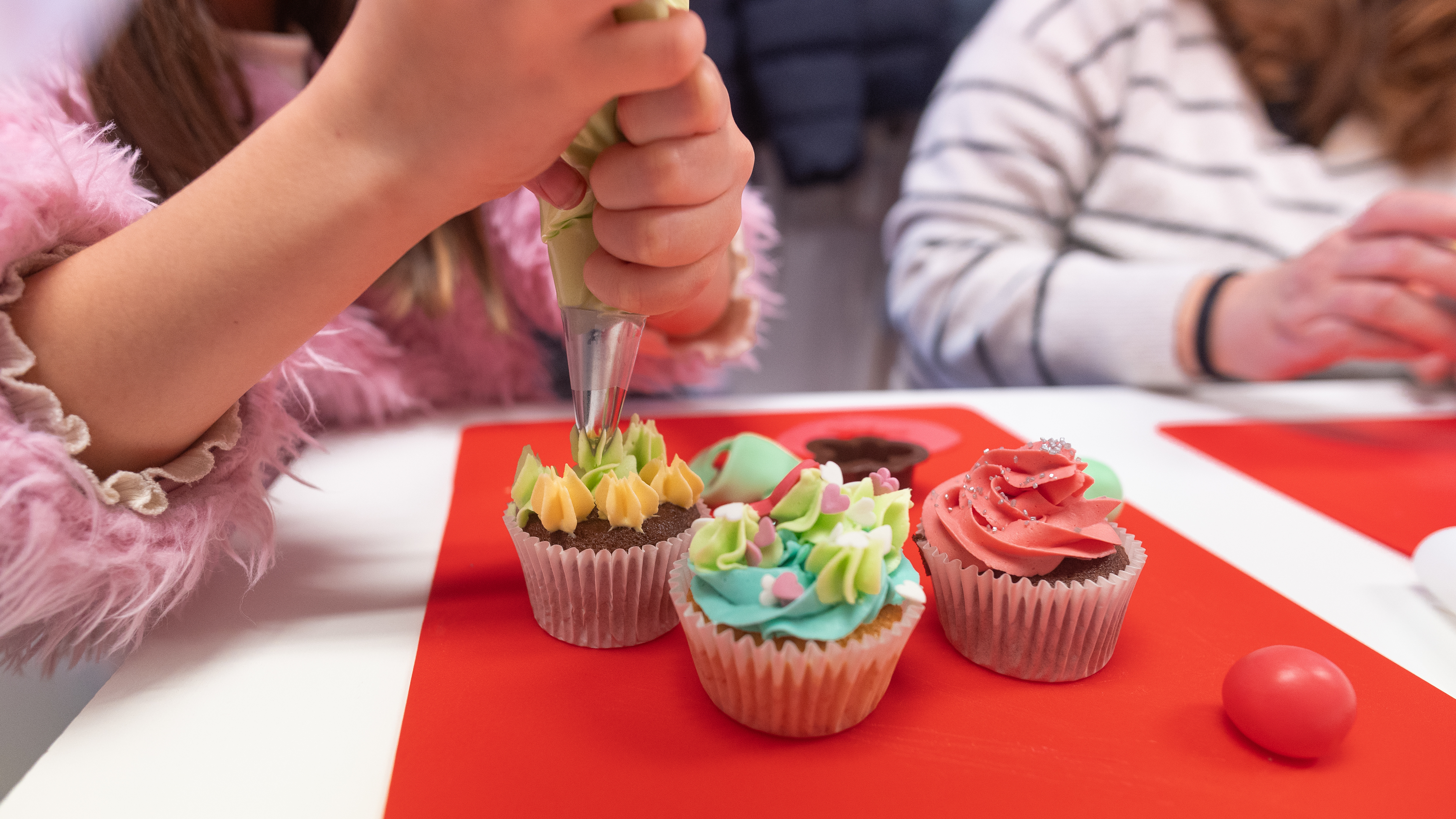 decorating cupcakes